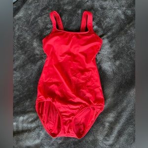 Lands’ End Like New Tugless Chlorine-resistant Swimsuit